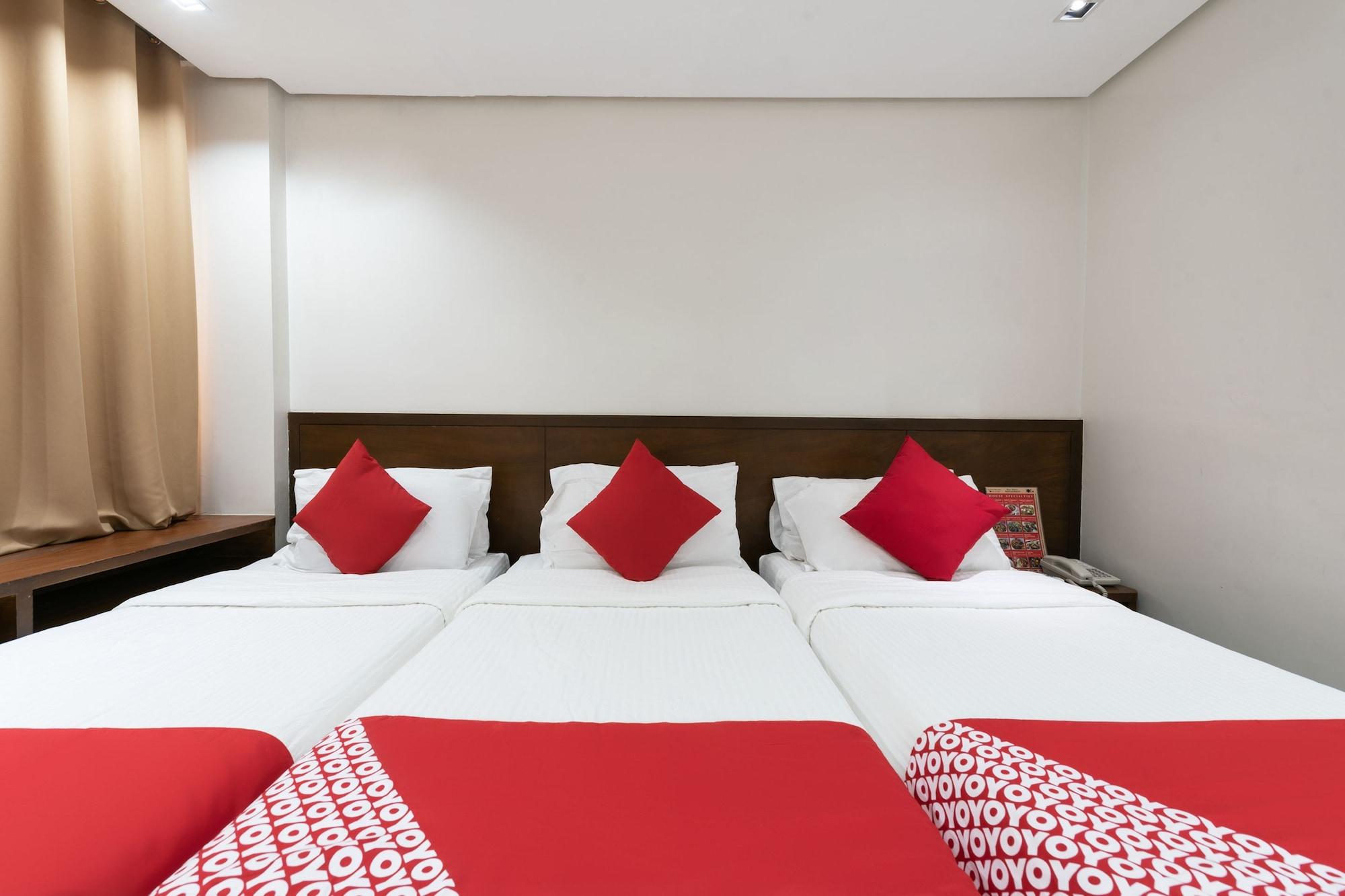 West Makati Hotel Makati City Kültér fotó