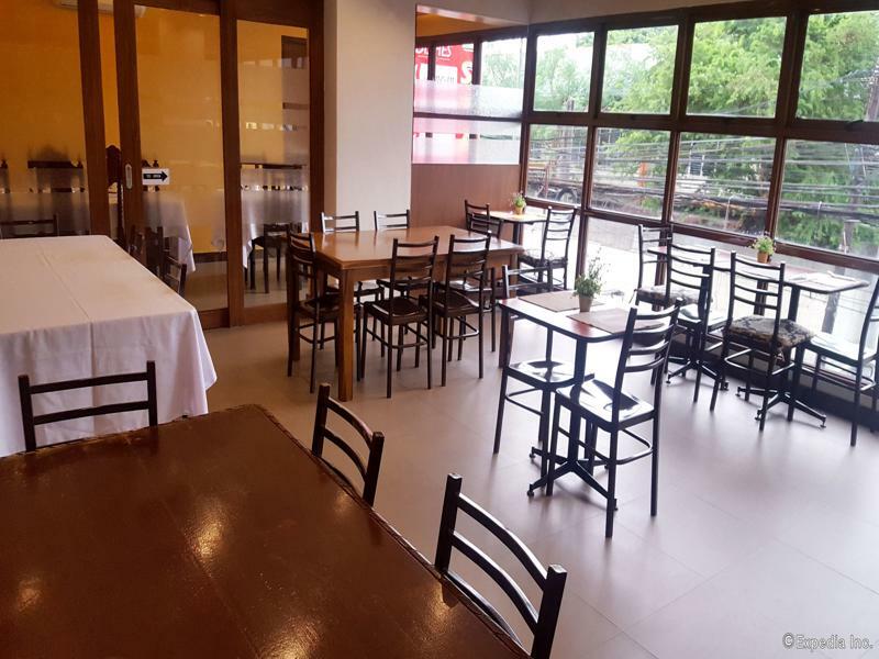 West Makati Hotel Makati City Kültér fotó